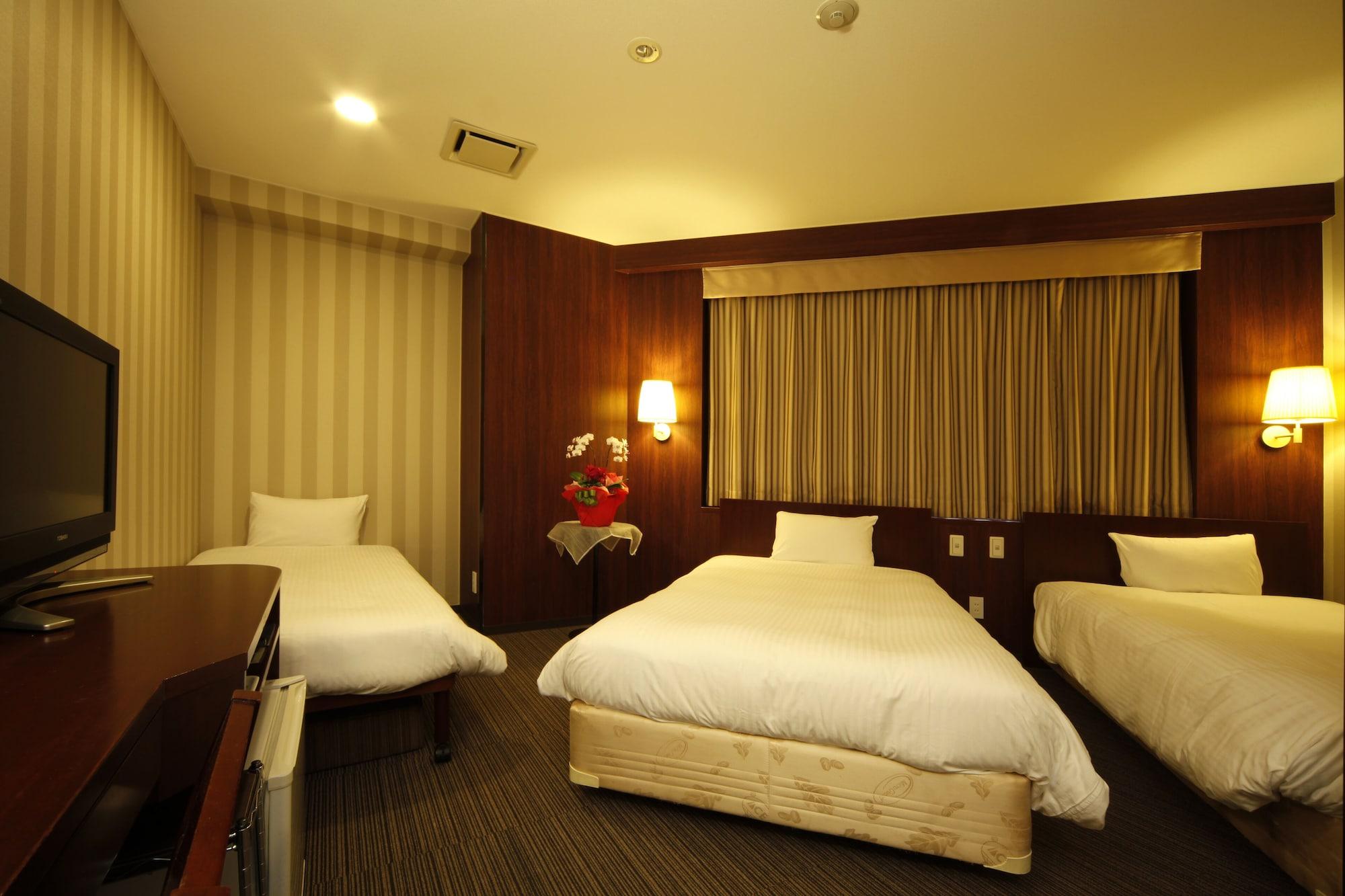 Hotel Hillarys Осака Екстериор снимка