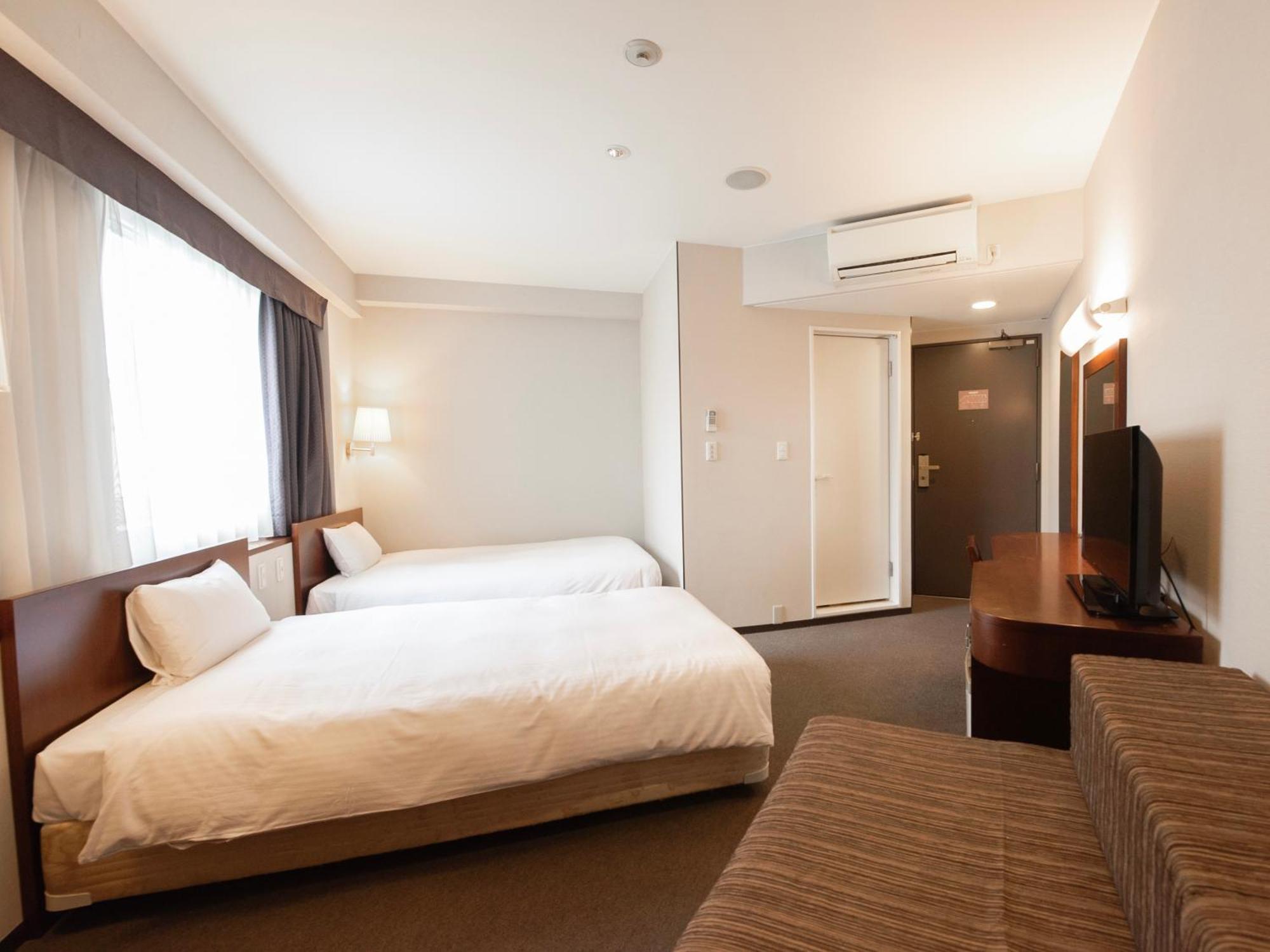 Hotel Hillarys Осака Стая снимка