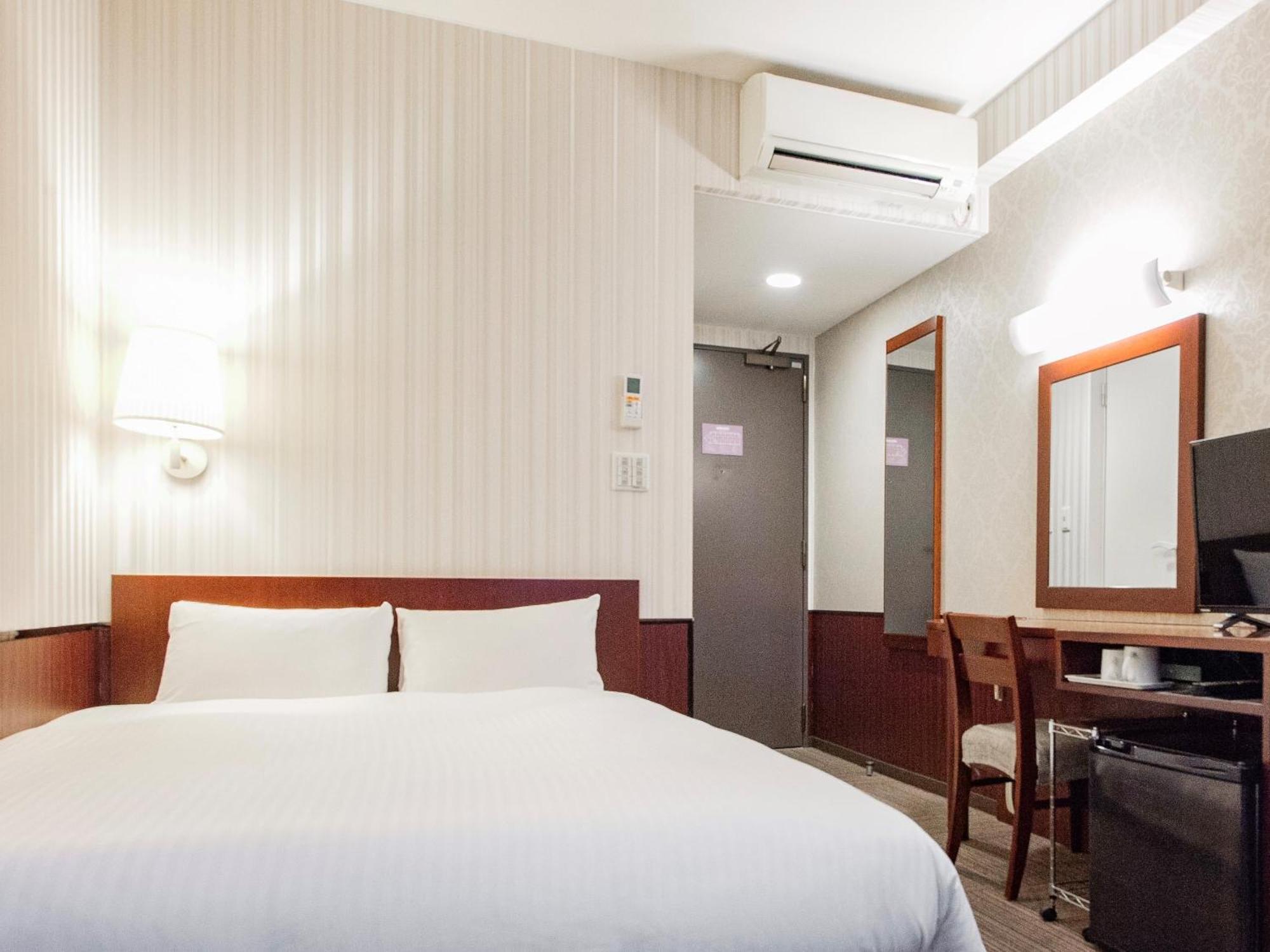 Hotel Hillarys Осака Стая снимка